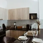 Urban Апартаменти *